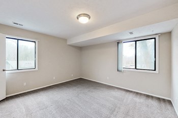 fontenelle hills apartments 1103 tanglewood court 95 bellevue ne rentcafe