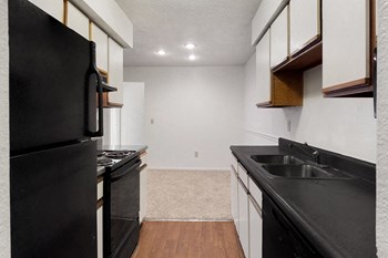 4027 North Bennington Ave. 1-2 Beds Apartment for Rent - Photo Gallery 168