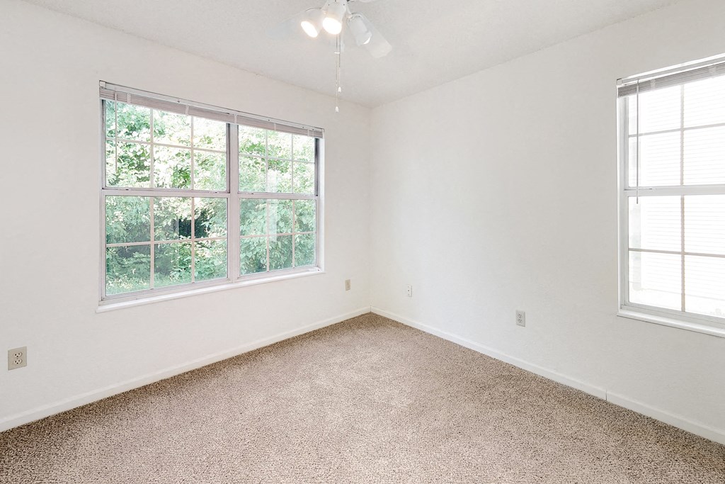 Bennington Ridge Apartments, 4027 North Bennington Ave., Kansas City