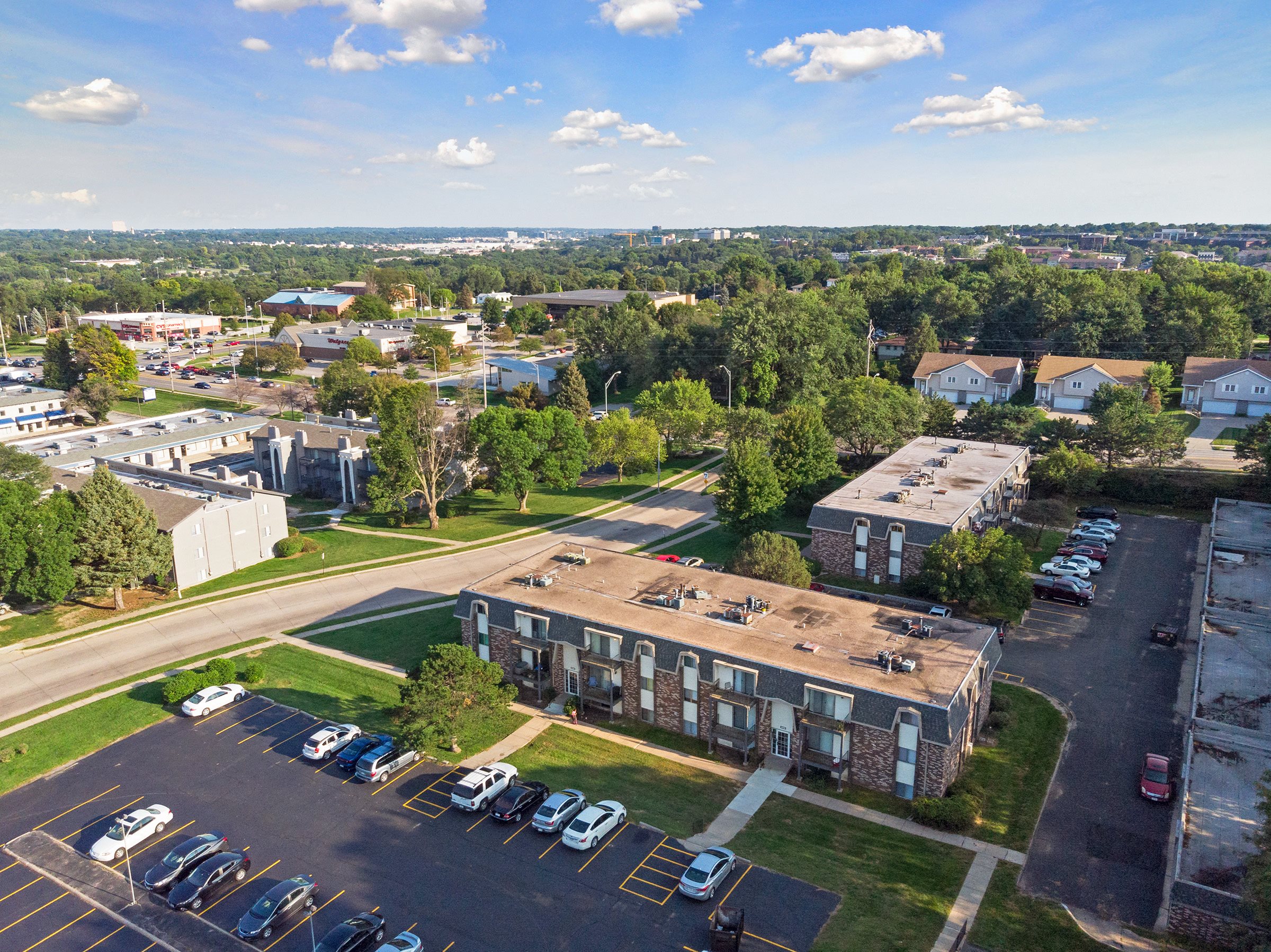 Camelot Community Center Omaha - to1fl21