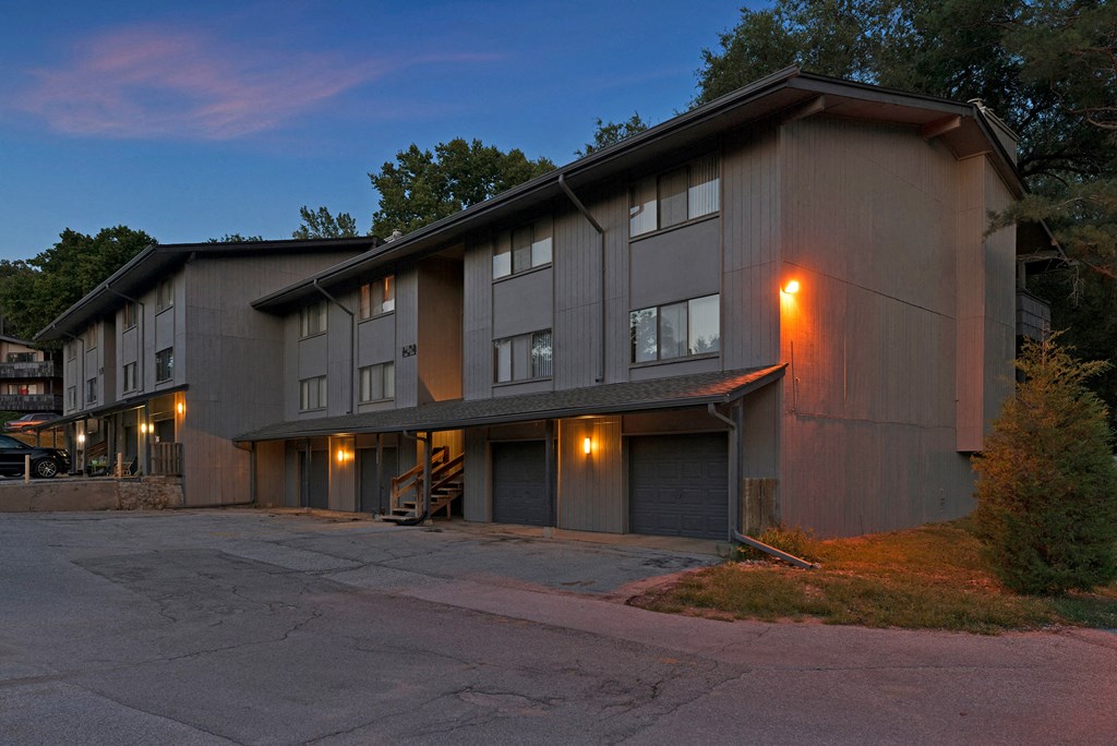 the building in which the apartment is located