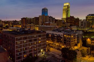 1323 Jackson Street Studio-3 Beds Apartment for Rent - Photo Gallery