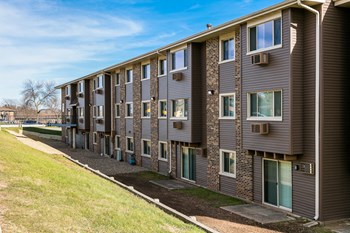 5528 Meredith Dr. 1-2 Beds Apartment for Rent - Photo Gallery 5