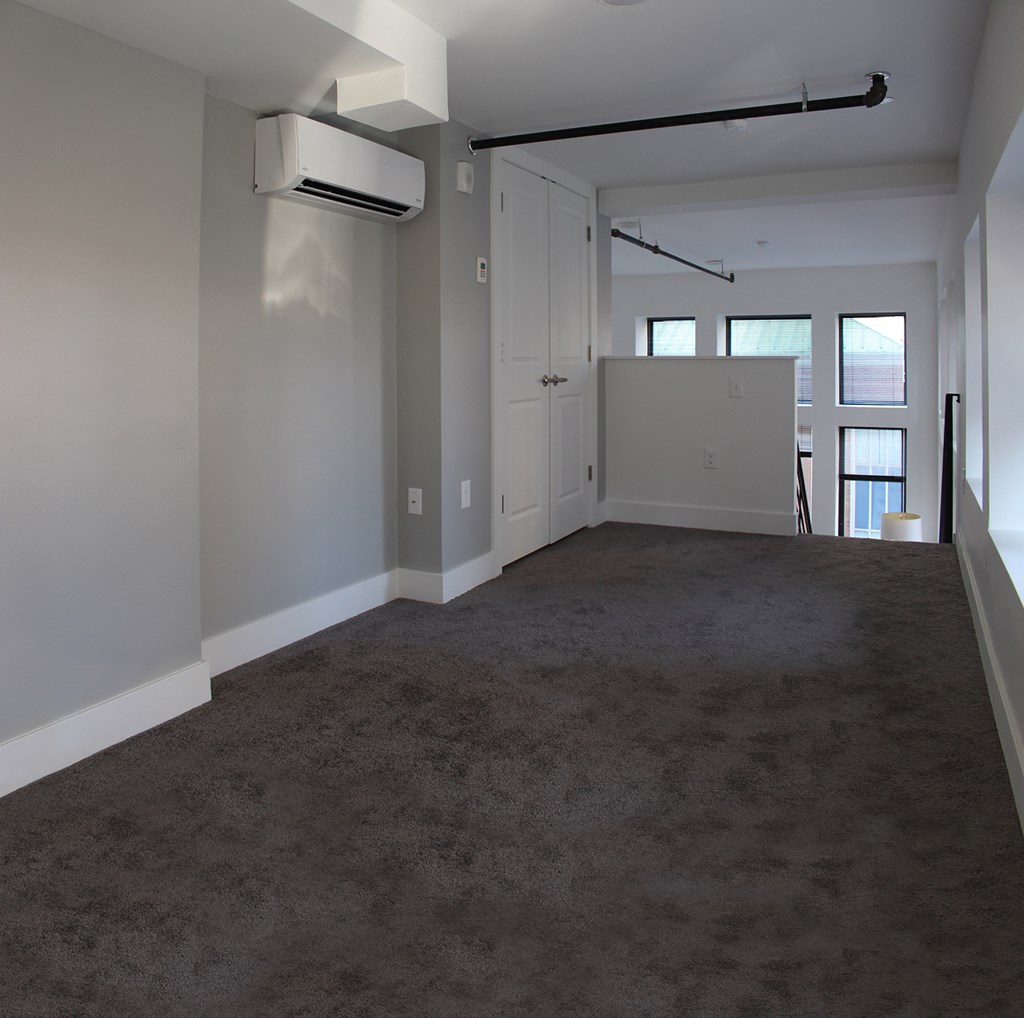 The Commonwealth Apartments