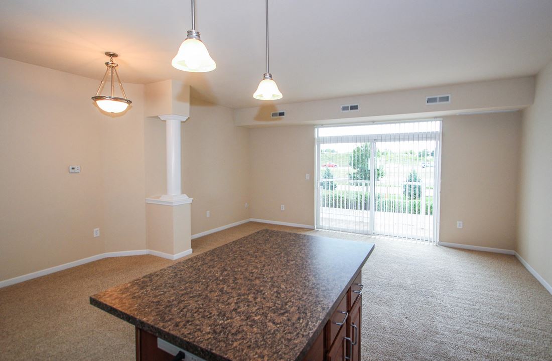 Lakeville Woods Apartments photo