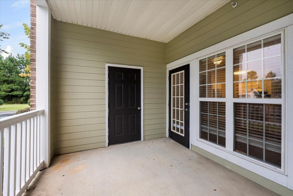 Large Balcony at Puller Place Apartments, Jacksonville, 28546