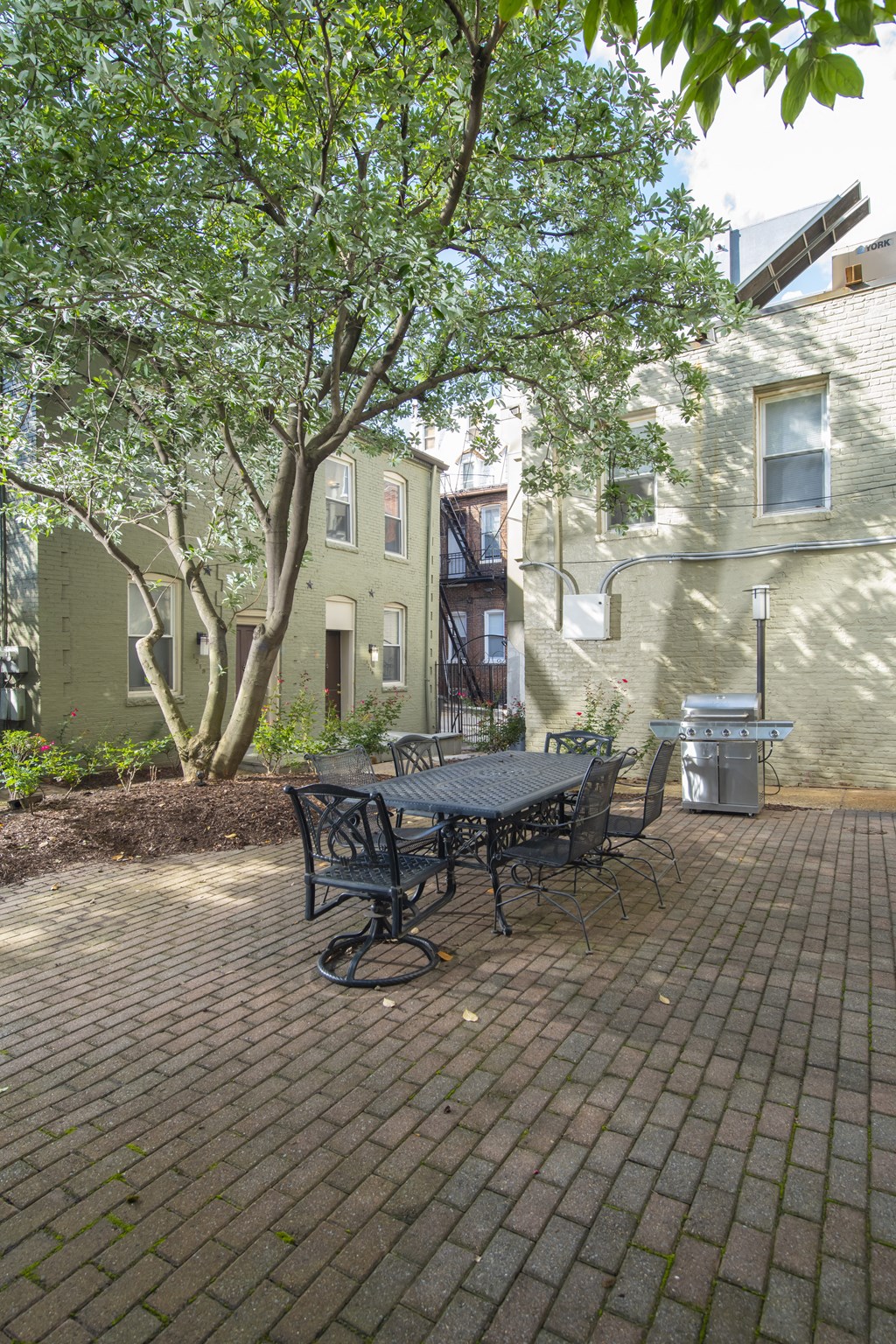 Outdoor at Queen Anne Belvedere, Baltimore, MD 21201