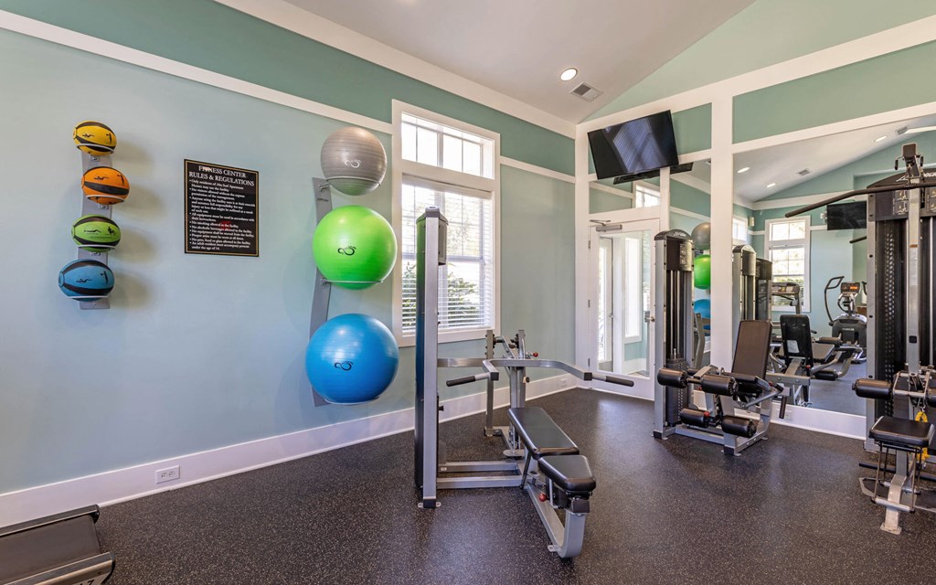 Gym weights Gym weights at Breakers Point, Myrtle Beach, SC, 29579