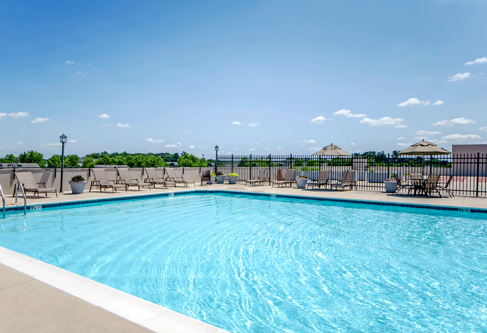Swimming-Pool at Vivant Woodholme, Maryland, 21208