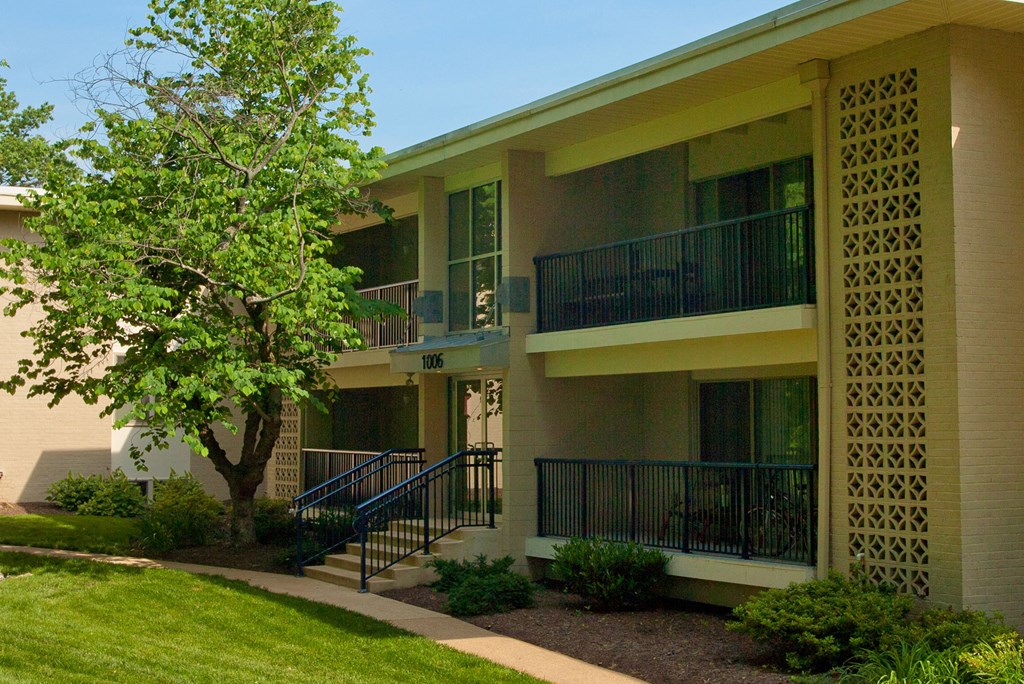 Exterior at Spa Cove Apartments, Annapolis, MD, 21403