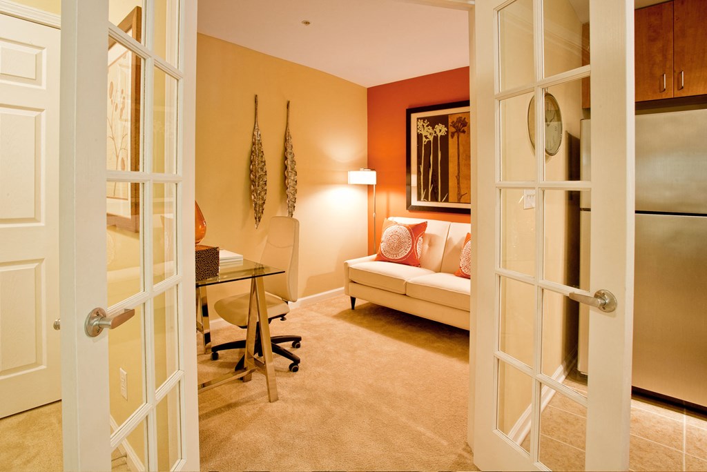 Large Bedroom at Spa Cove Apartments, Annapolis, 21403