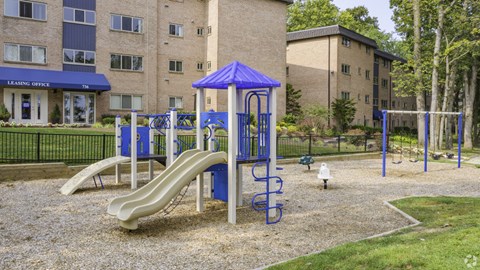 Playground at Somerset at Towson Apartments, Towson, MD