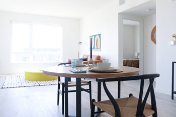 One Bedroom Apartment Live at Edge - Photo Gallery 6