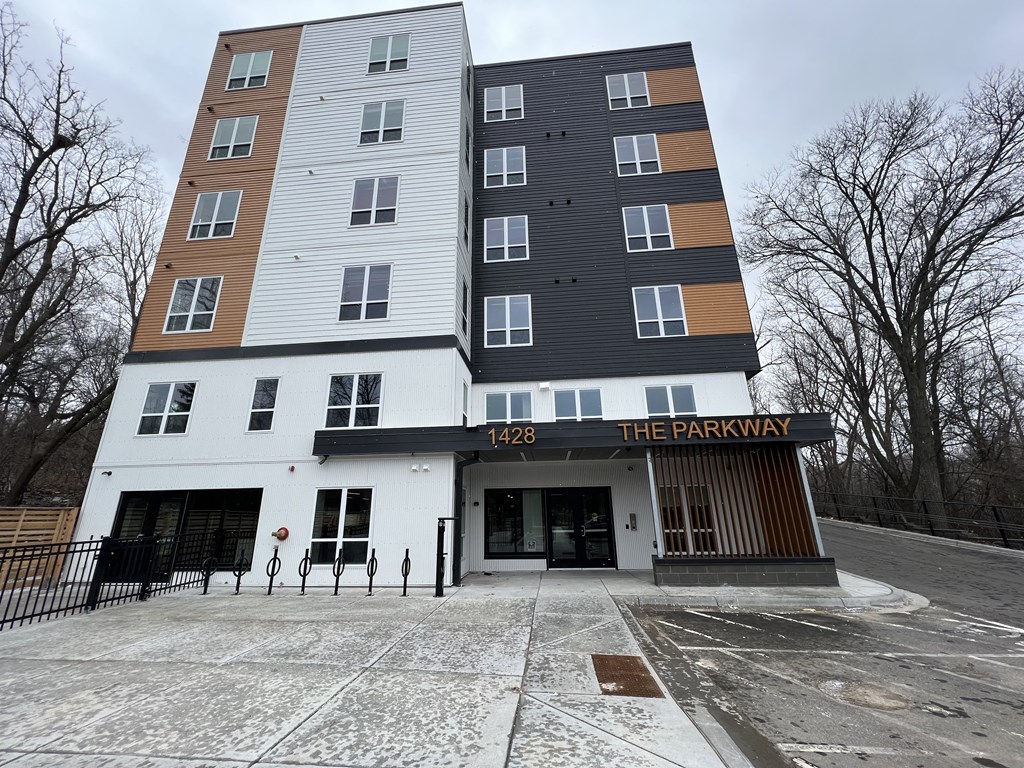 the parkway apartment building in the city