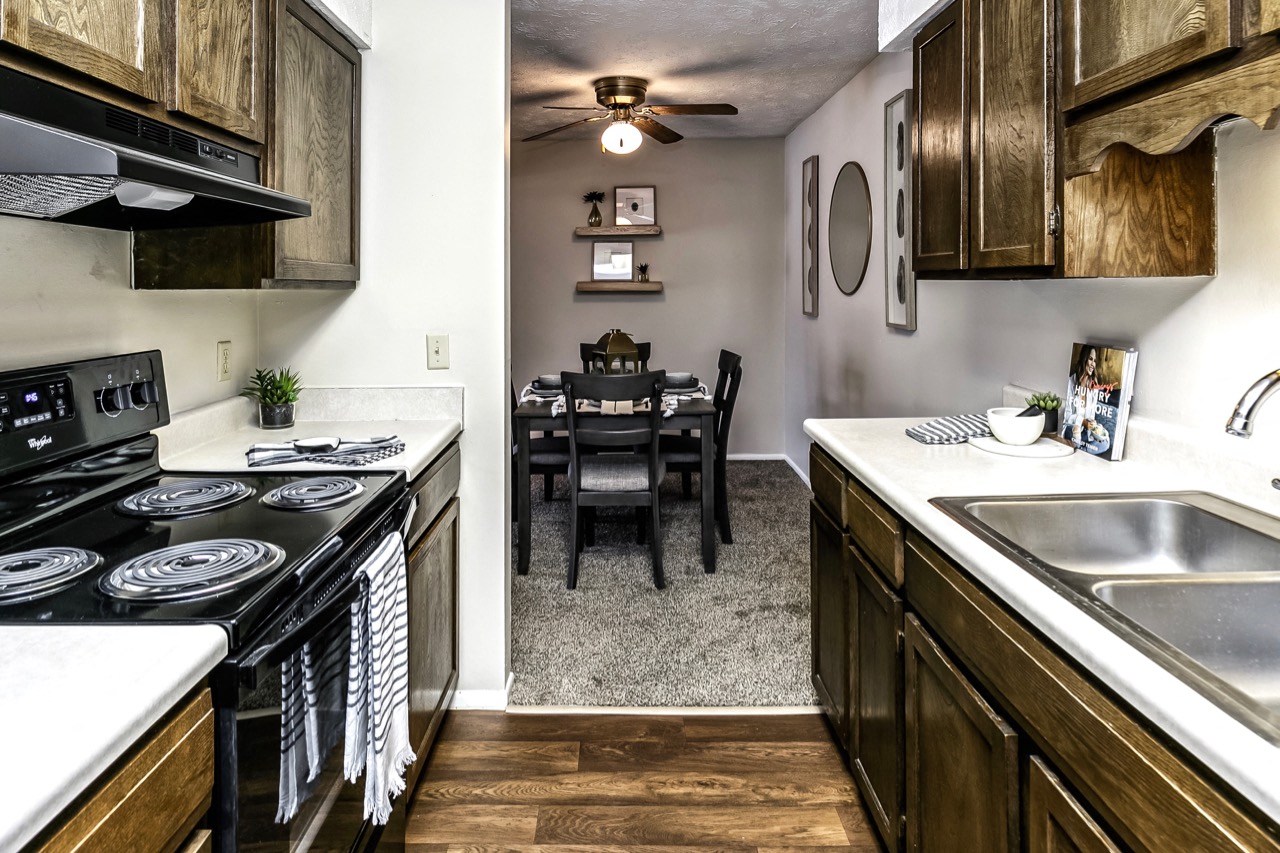 Fully equipped kitchens at Club at Highland Park Apartments, Omaha, NE