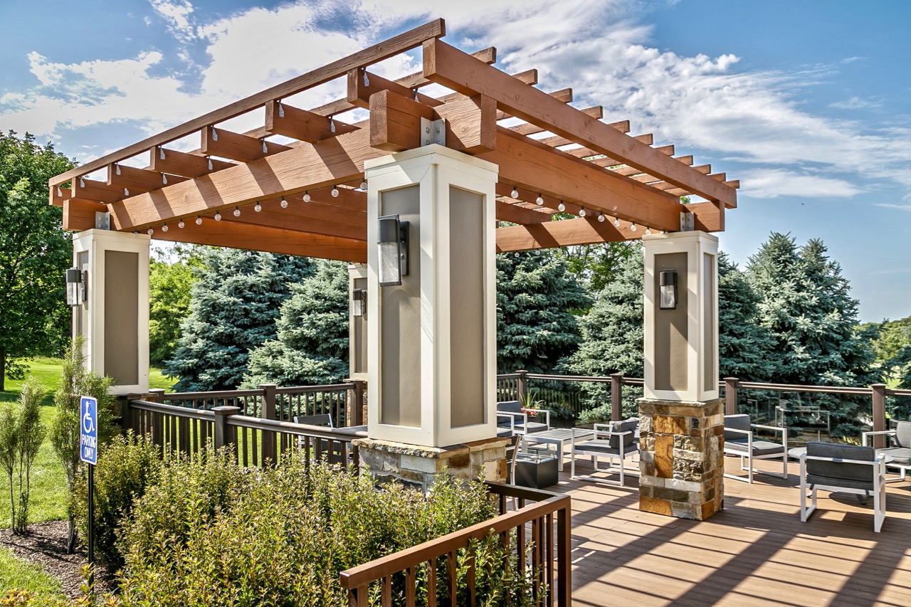 Rooftop Lounge at Tiburon View Apartments, Omaha, Nebraska