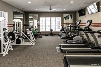 Lakeside Hills Apartments Gym - Photo Gallery 9