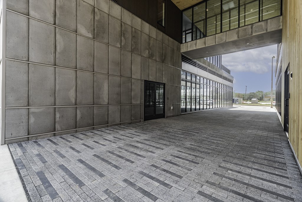 Exterior photo of 202 Railside located in Springdale, AR