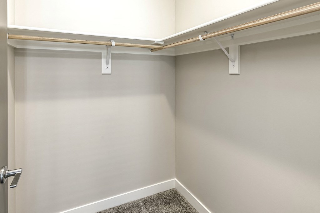 Studio, 1, 2 and villa-style homes featuring stainless steel appliances, granite coutertops, plank flooring, and many other amazing amenities at The 8801 in Lincoln, NE.