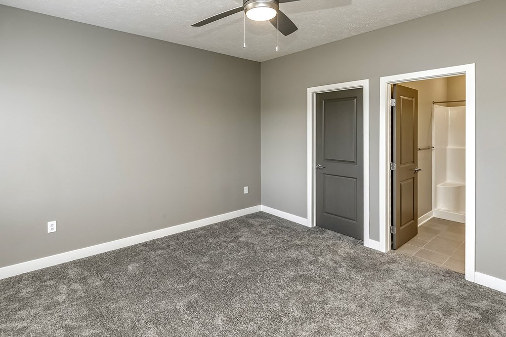 Studio, 1, 2 and villa-style homes featuring stainless steel appliances, granite coutertops, plank flooring, and many other amazing amenities at The 8801 in Lincoln, NE.