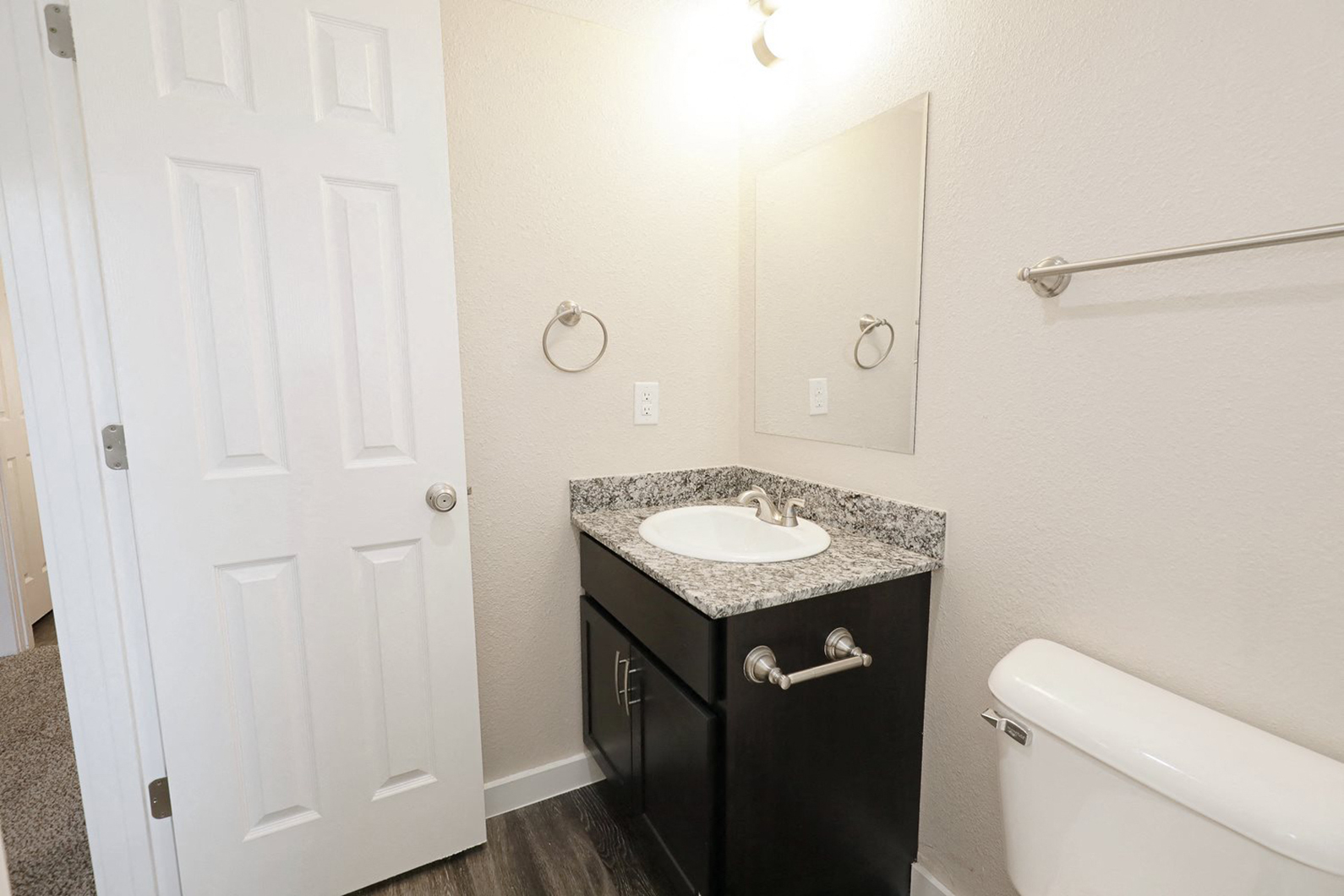 Studio, one and two bedroom apartment homes at Bennett Pointe Apartments in Edmond, OK
