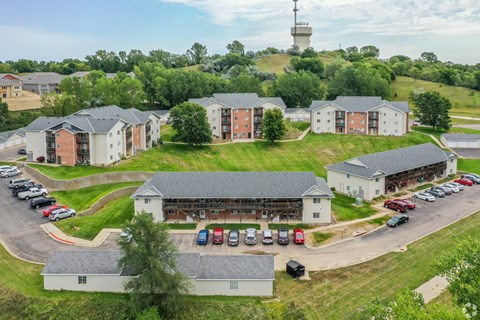Exterior at Country Club Apartments in Sioux City, IA