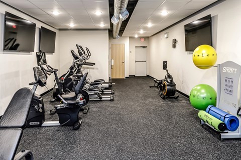 Fitness Center c