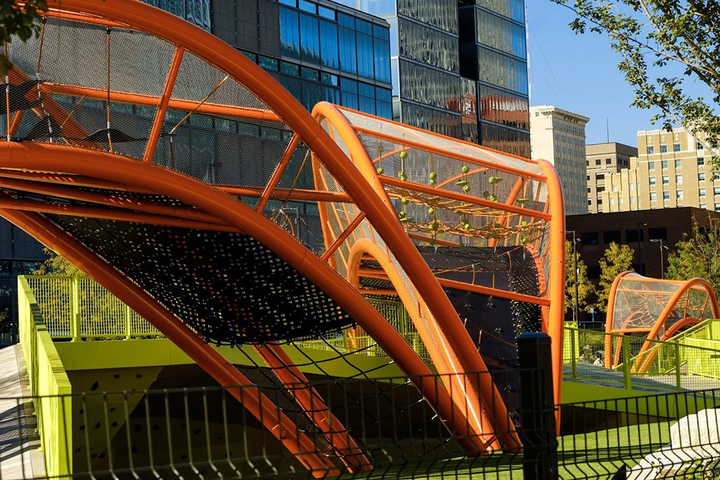 Live right next to the Gene Leahy Riverfront Redevelopment at The Greenhouse Apartments in Omaha, NE