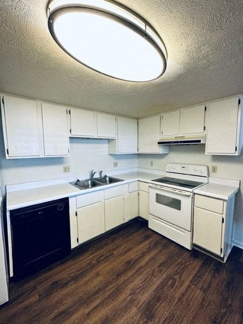 Kitchen at Kimberly Manor in Blair, NE