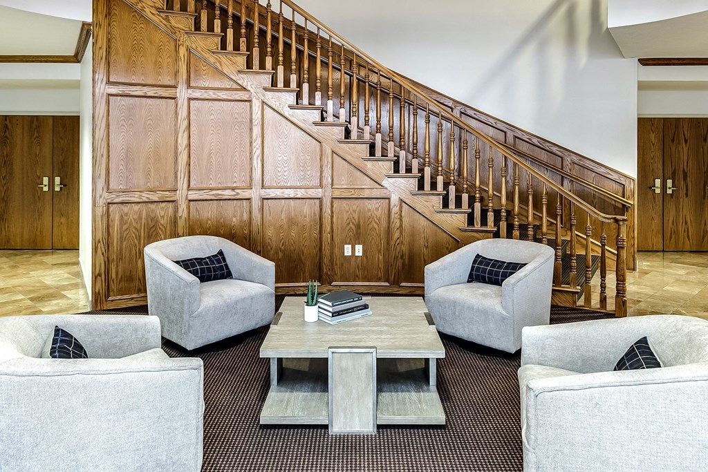 First Floor Lounge at Lakeside Hills in Omaha, NE