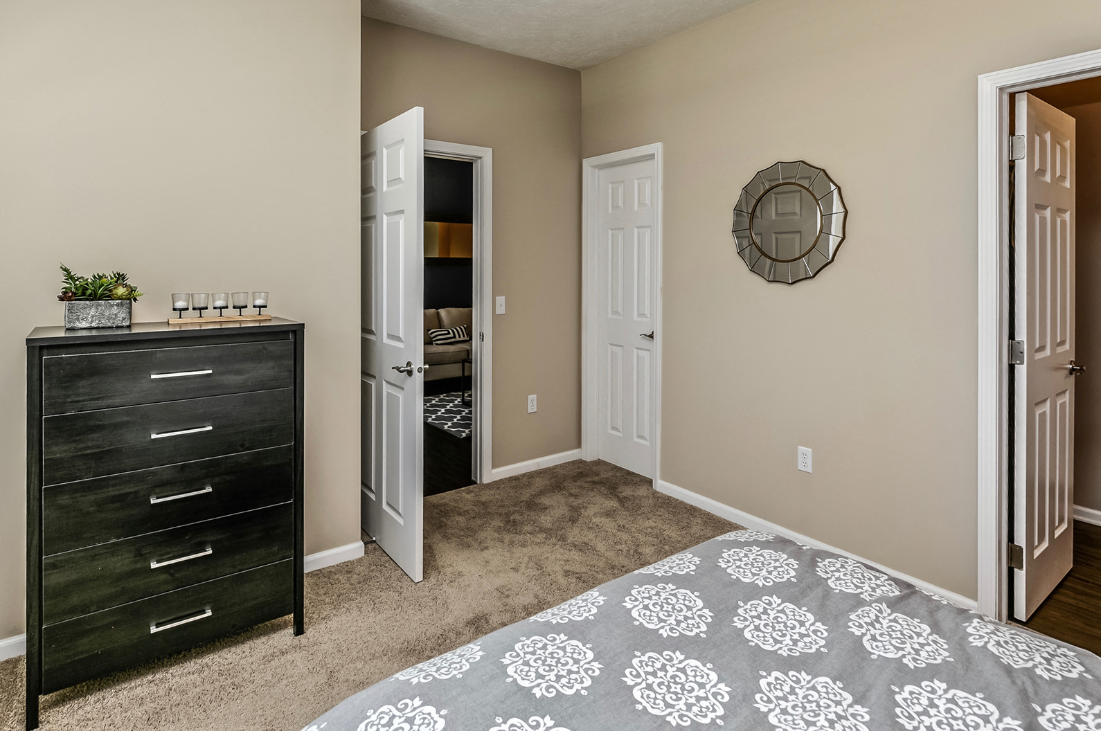 King-Sized Bedrooms at Landings Apartments, The, Nebraska