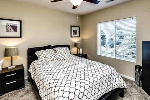 Gorgeous Bedroom at The Larimore Apartments, Nebraska, 68164