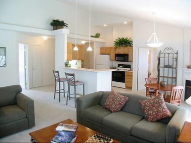 15363 Holmes Plz 1-2 Beds Apartment for Rent