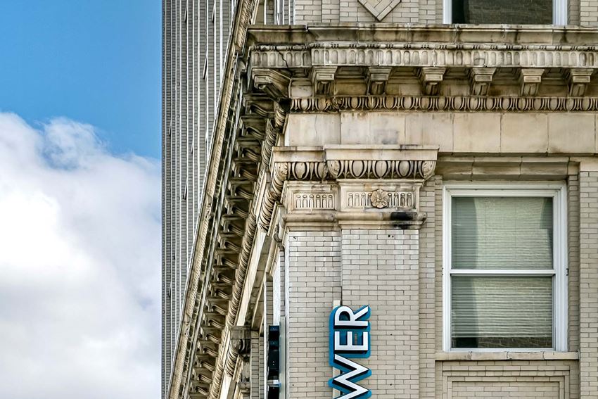 Orpheum Tower Apartments in Omaha, NE - Photo Gallery