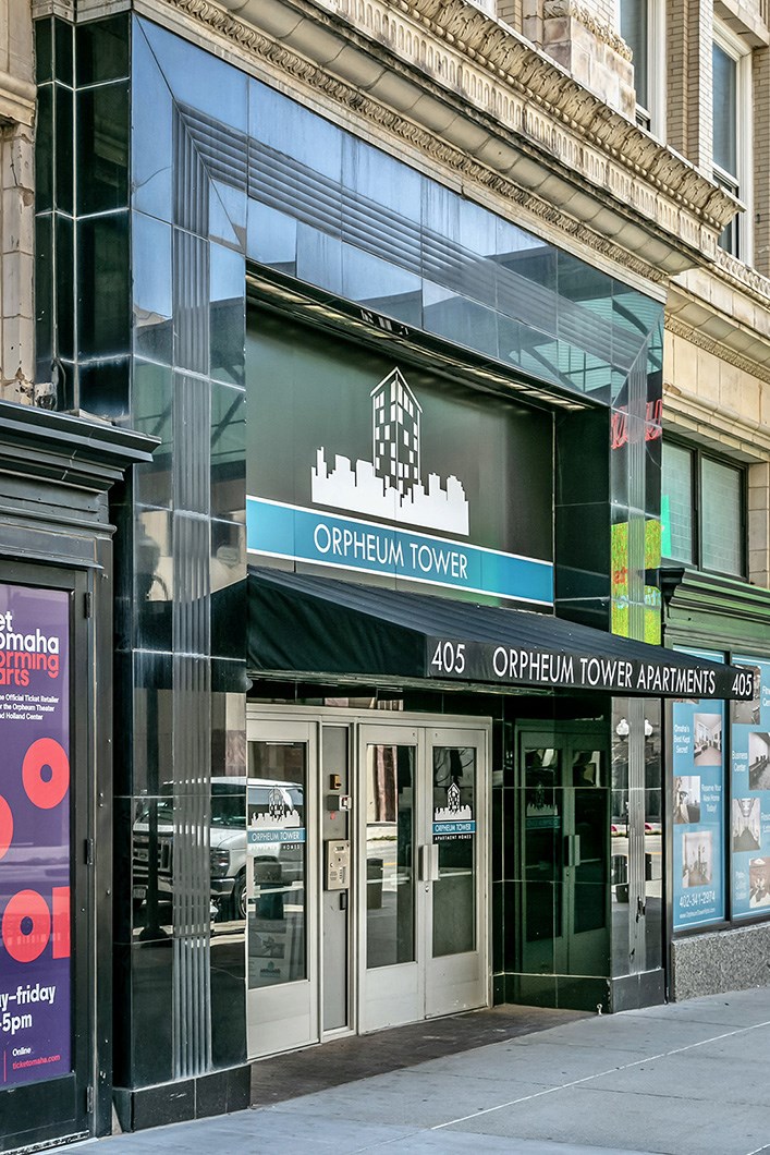 Orpheum Tower Apartments in Omaha, NE