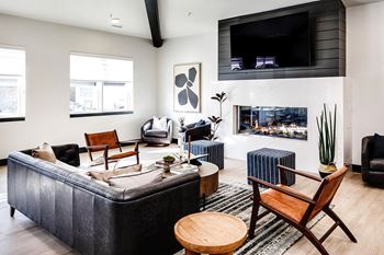 Community Clubhouse at 148 Place Apartments in Omaha, NE
