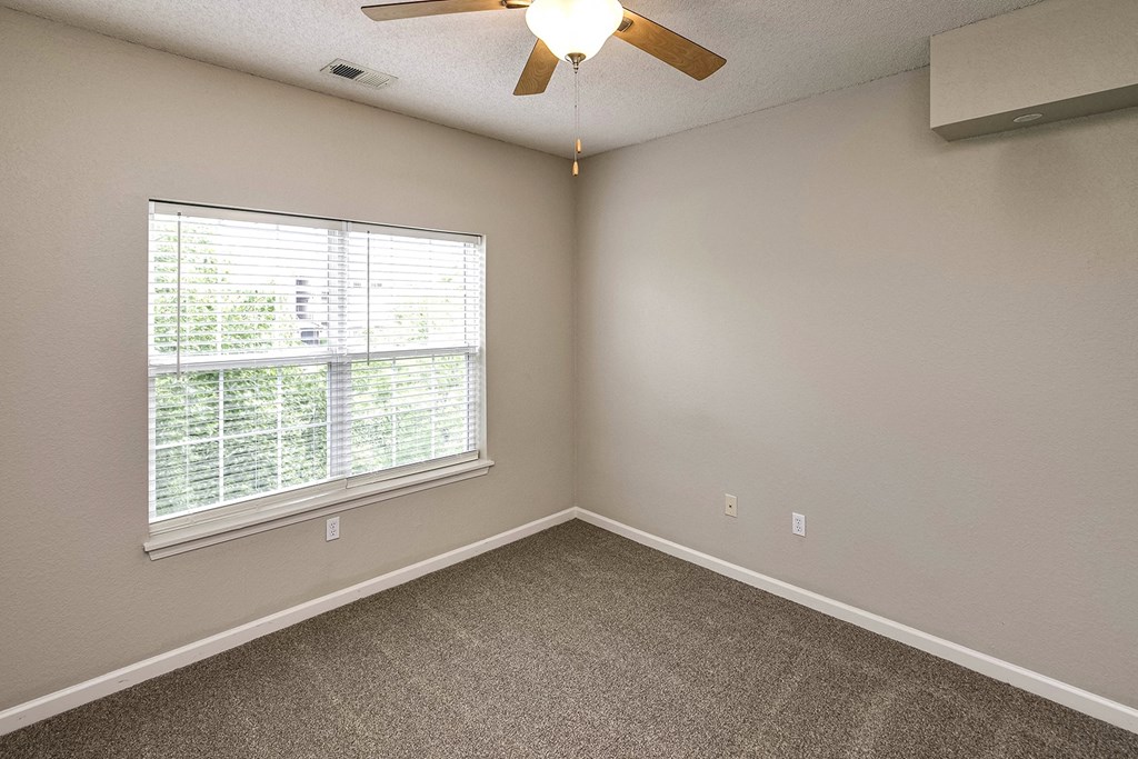 Bedroom at Autumn Grove Apartments, Omaha, NE, 68135