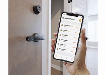 Geo Key locking system at Belle Pointe Apartments in Bellevue, NE