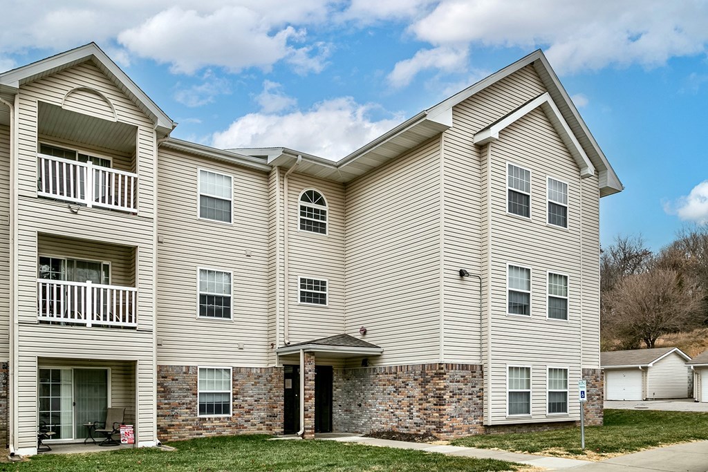 Property Exterior at CopperCreek Apartments in Council Bluffs, IA