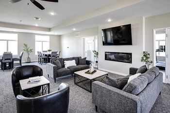 Clubhouse at Cross Creek in Lexington, NE