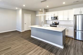 Chateau floor plans available at Deerfield Apartments and Chateaus in Fremont, NE