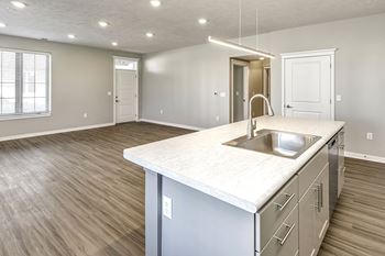 Chateau floor plans available at Deerfield Apartments and Chateaus in Fremont, NE