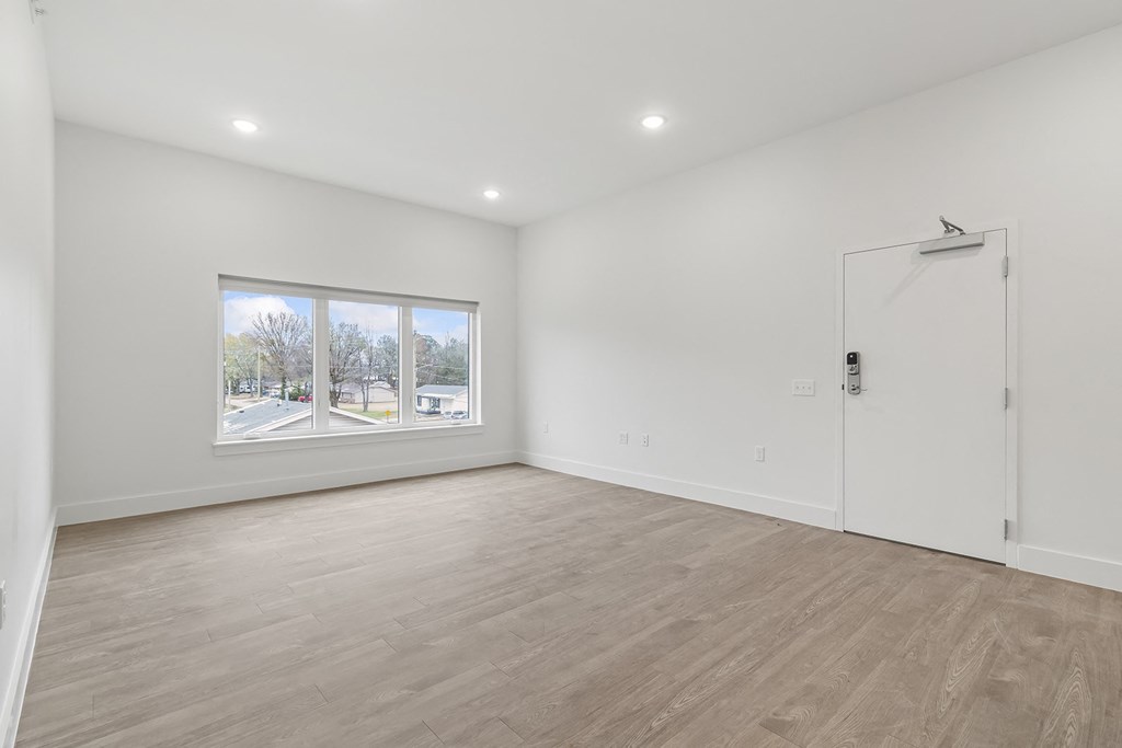 One and two bedroom apartment homes with large Windows at G at Market in Bentonville, AR