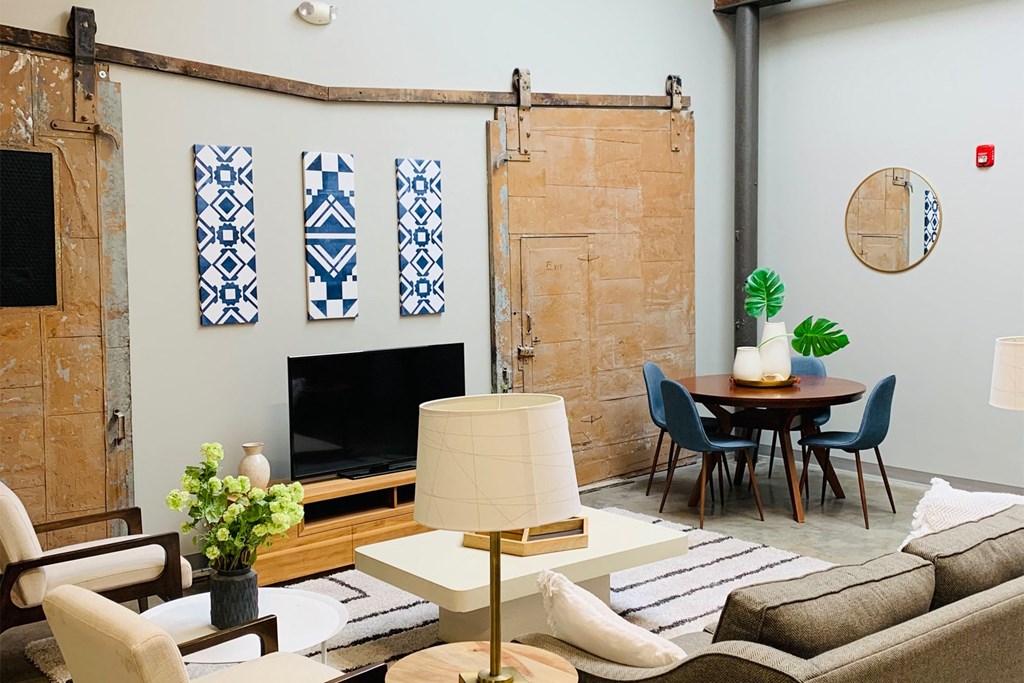 Studio, one and two-bedroom apartment homes in the historically-renovated Hupmobile Apartments in Omaha, NE