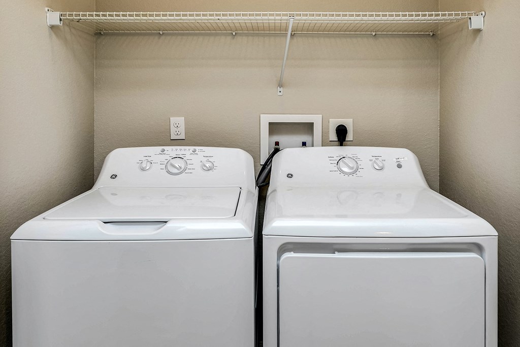In Unit Washer and Dryer at Legacy Commons, Nebraska, 68130