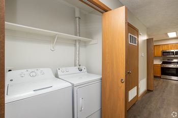Washer and dryer at Northridge Apartments in Gretna, NE