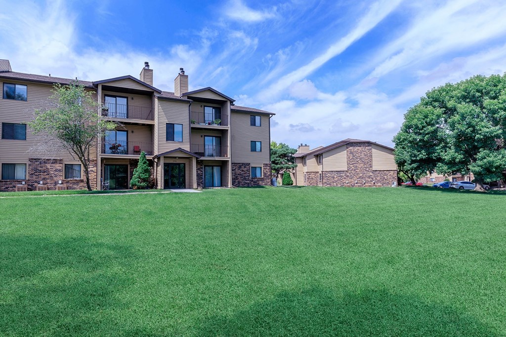 One and two bedroom apartment homes at Oakwood Trail Apartments located in Omaha, NE
