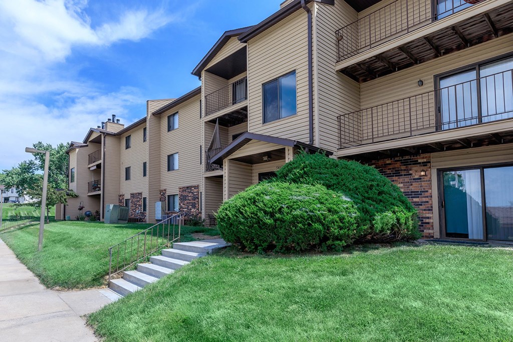 One and two bedroom apartment homes at Oakwood Trail Apartments located in Omaha, NE