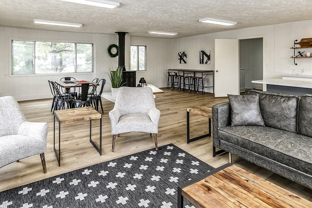 Community Clubhouse at Old Mill Apartments in Omaha, NE