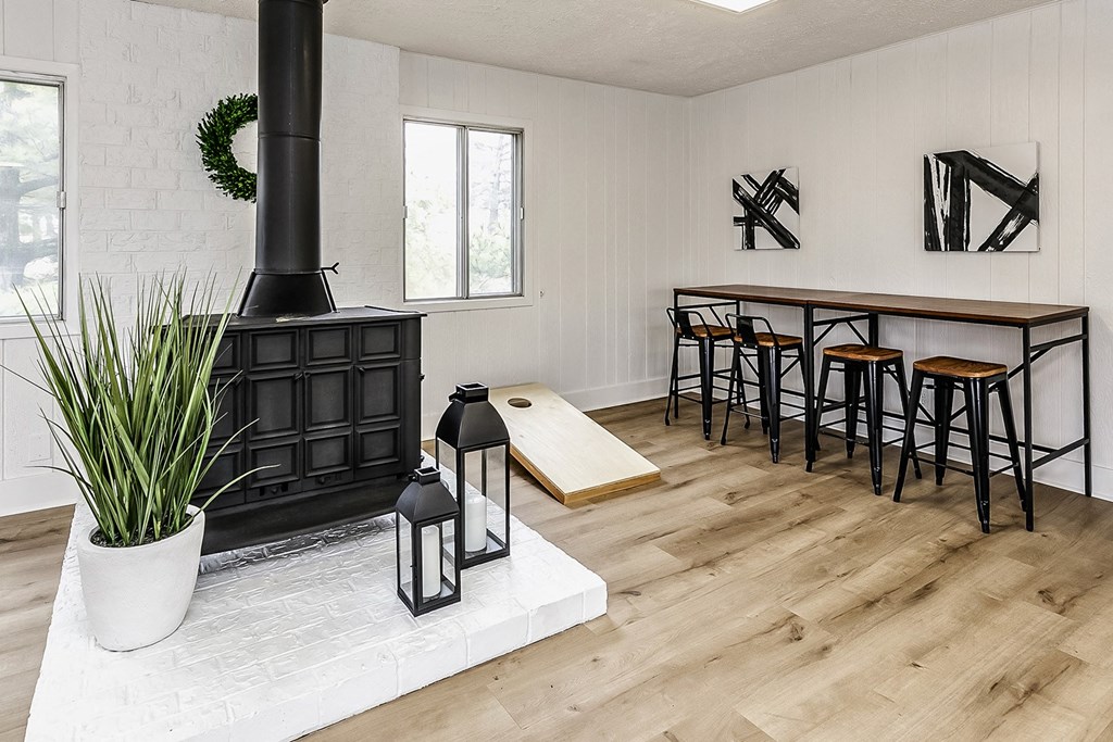 Community Clubhouse at Old Mill Apartments in Omaha, NE